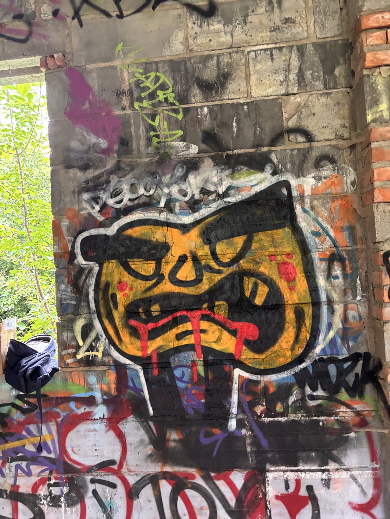 Graffiti Wall in Szczecin - Photo by Mozk - krWaWepOmorzE