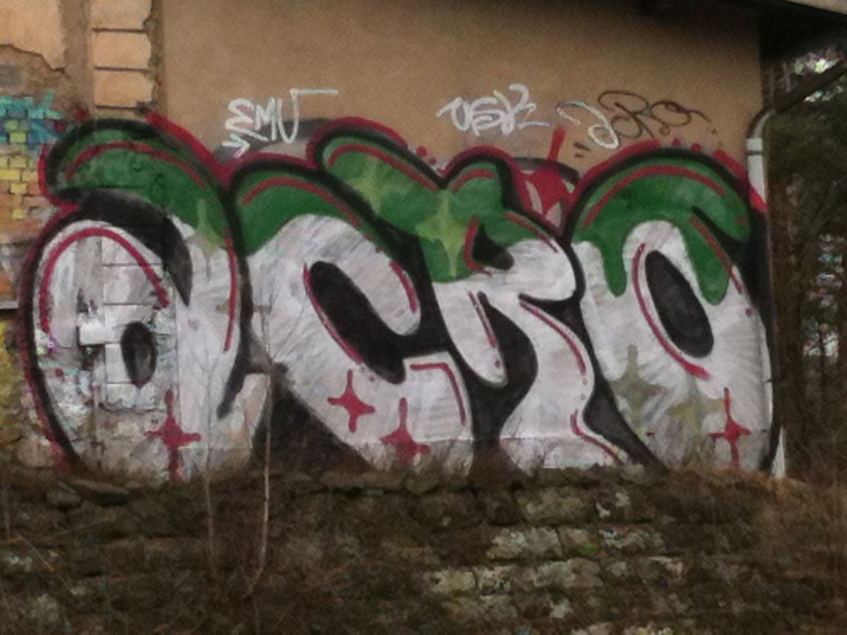 Graffiti Bombing - Photo by MrGraff - Acro, emu, usk (2013)