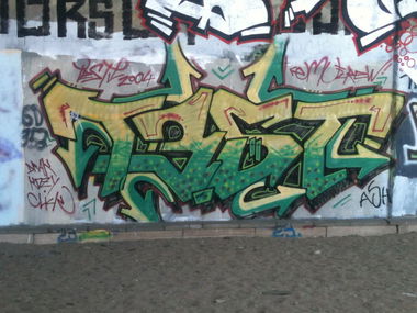 Graffiti Bombing - Photo by MrGraff - Test, Acro, emu (2004)