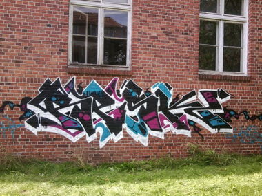 Graffiti Wall - Photo by MrJesk - resk, jesk, sjk