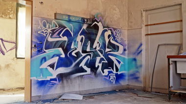 Graffiti Wall - Photo by MrJesk - jesk, sjk