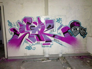 Graffiti Wall - Photo by MrJesk - jesk, sjk