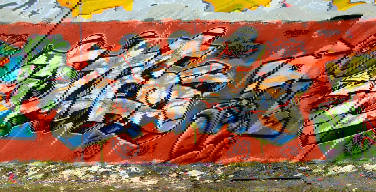 Graffiti Wall - Photo by MrJohnDoe - doe, pole67, pole (2010)