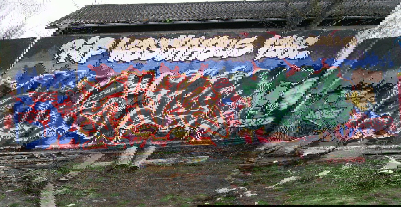 Graffiti Wall - Photo by MrJohnDoe - shok, trap67, serie (2008)