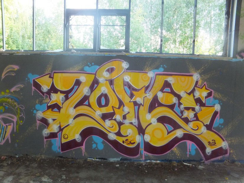 Graffiti Wall in Berlin - Photo by MrLOSE - LOSE (2013)