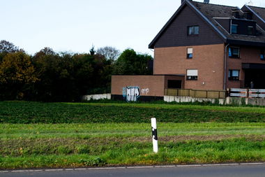 Graffiti Bombing in Marl - Photo by MrROISIUS - of, fp, crew (2013)