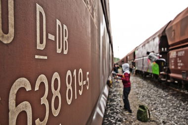 Graffiti Train - Photo by MrROISIUS - of, fp, rois (2013)