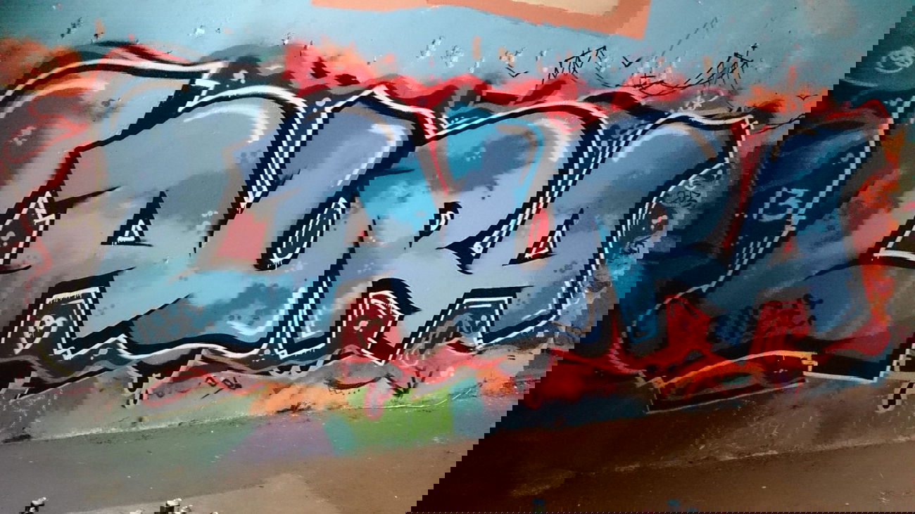 Graffiti Wall - Photo by MrRise - Rise, ryc, 161 (2013)