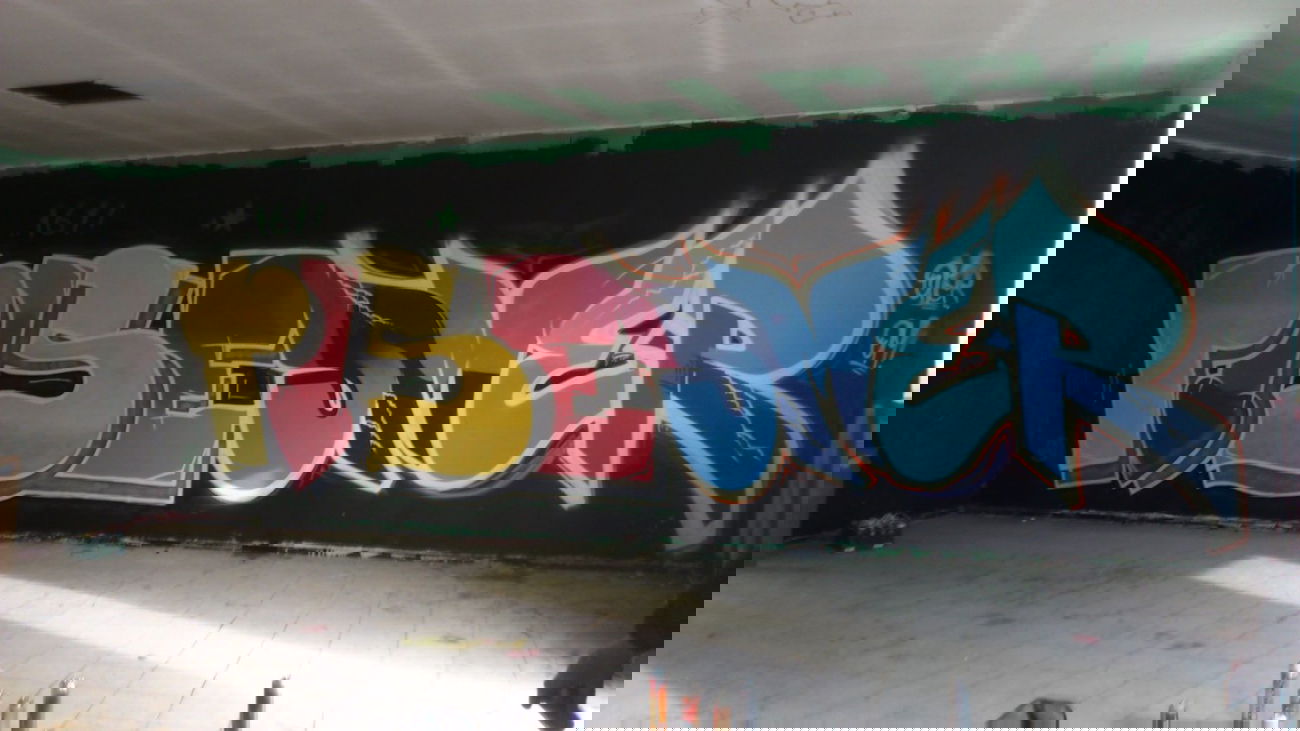 Graffiti Wall - Photo by MrRise - rise, omres, ryc (2013)