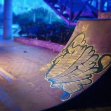 Graffiti Bombing - Photo by MrShifo - Throwup, throwie, MrShifo