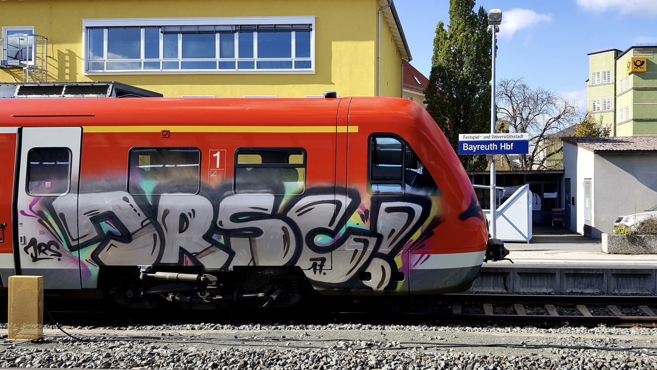 Graffiti Train in Bayreuth - Photo by MrTaube - JRSC, BAYREUTH