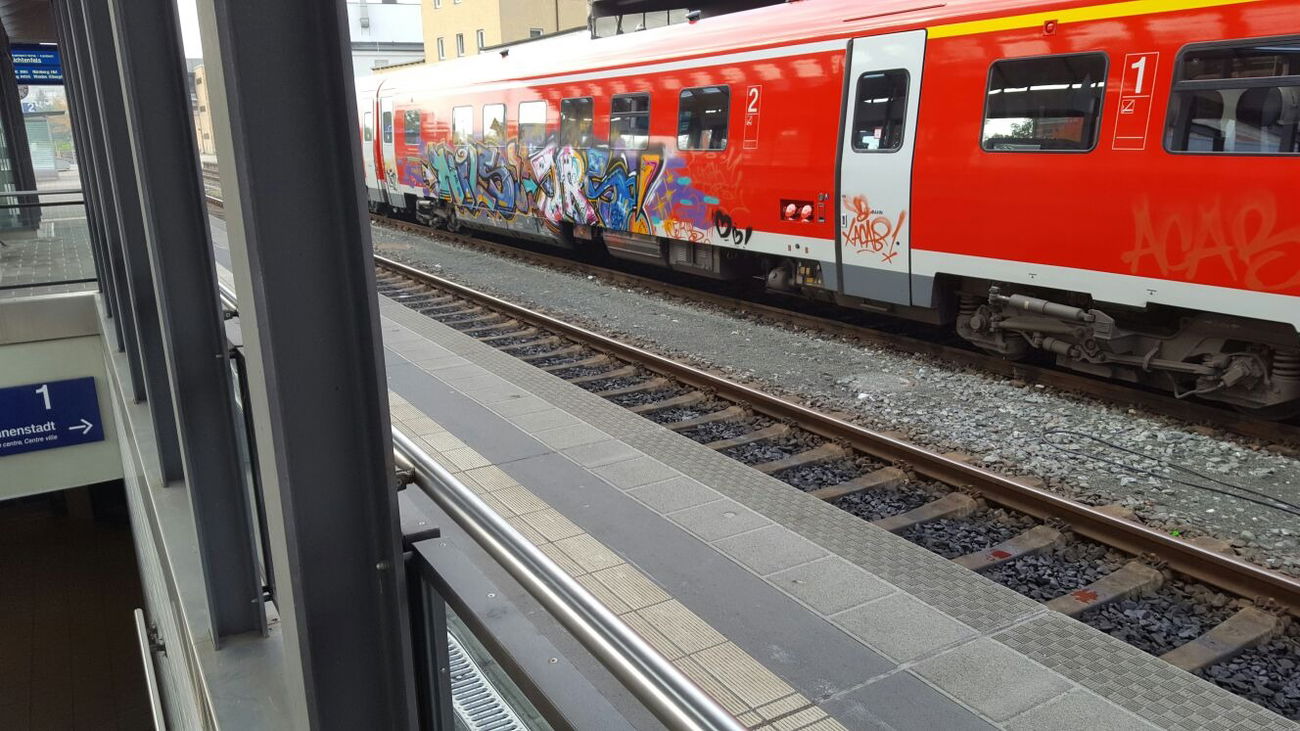 Graffiti Train in Bayreuth - Photo by MrTaube - Bayreuth, JRSC, NILS