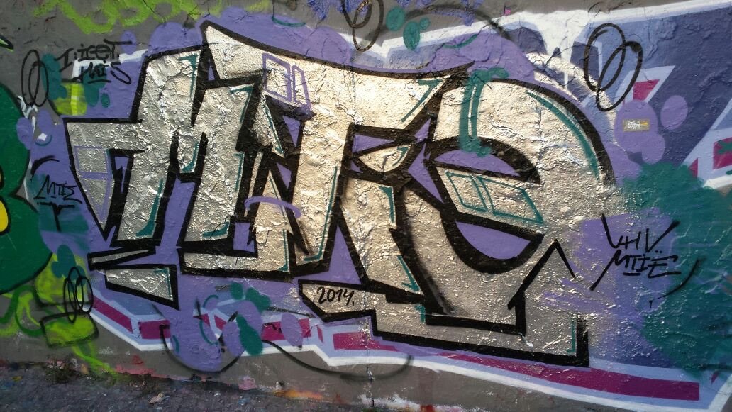 Graffiti Wall - Photo by Mtie