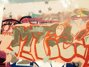 Graffiti Wall - Photo by Mtie
