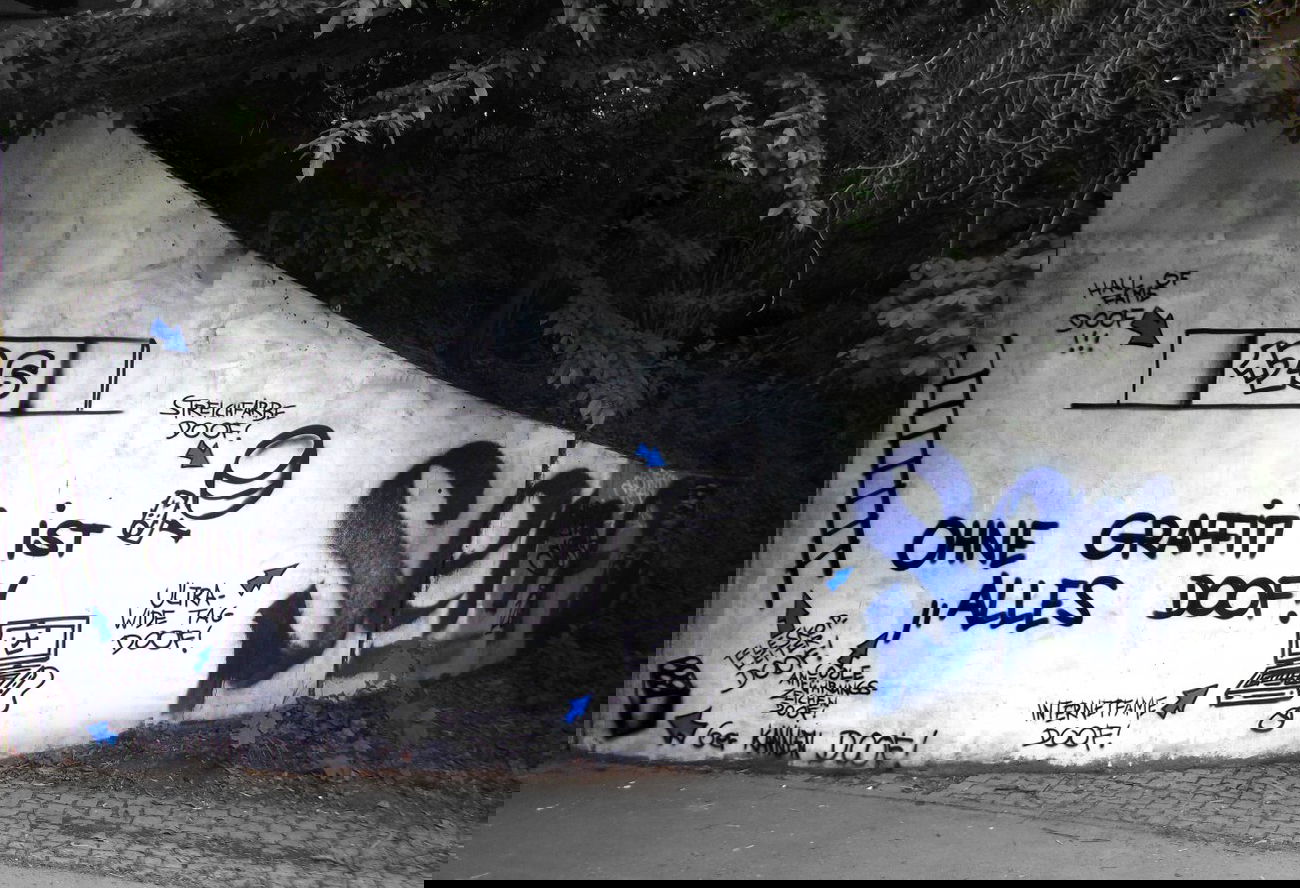 Graffiti Wall - Photo by Mustard42 - Homburg, Saar, 15Uhrundalreadywastedasfuck (2014)