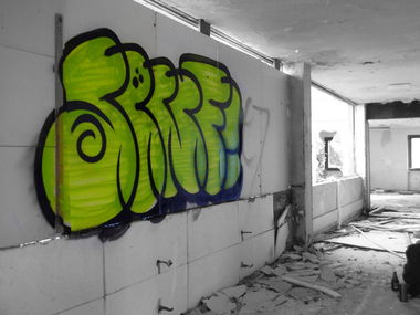 Graffiti Bombing - Photo by Mustard42 - Senf42, Senf, 126 (2014)