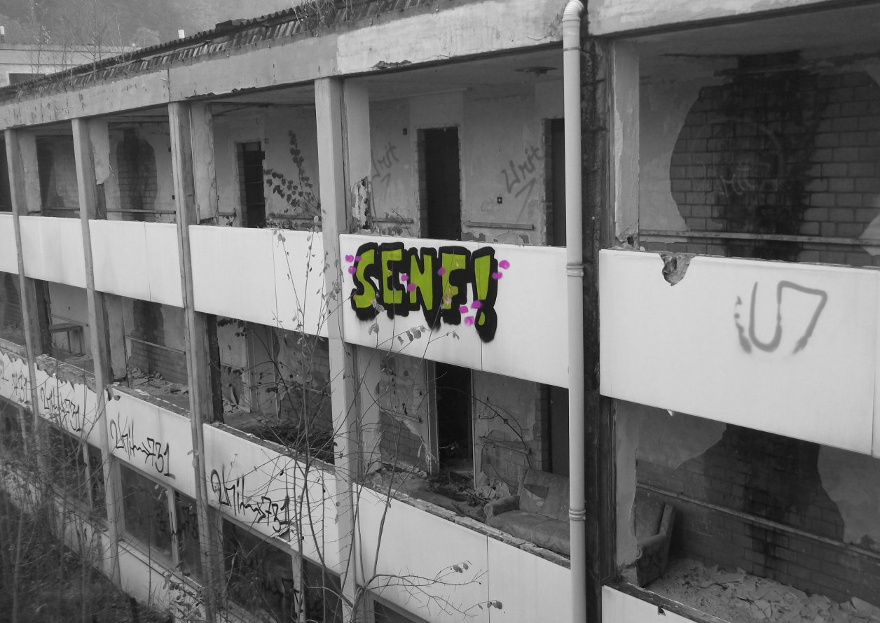 Graffiti Photo by Mustard42 - SENF42, SENF, lostplace (2014)