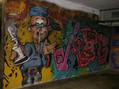 Graffiti Wall - Photo by Mustard42 - Jose, 1995 (1995)