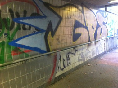 Graffiti Wall - Photo by MuvYaFet - Gps, Fens, Mers