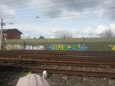 Graffiti Wall - Photo by MuvYaFet - Gps