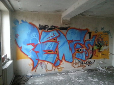 Graffiti Wall - Photo by MuvYaFet - Fens, Gps