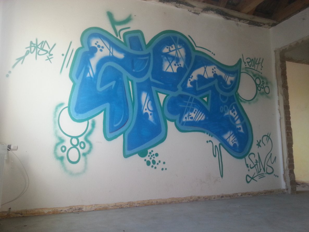 Graffiti Wall - Photo by MuvYaFet - Gps, Fens