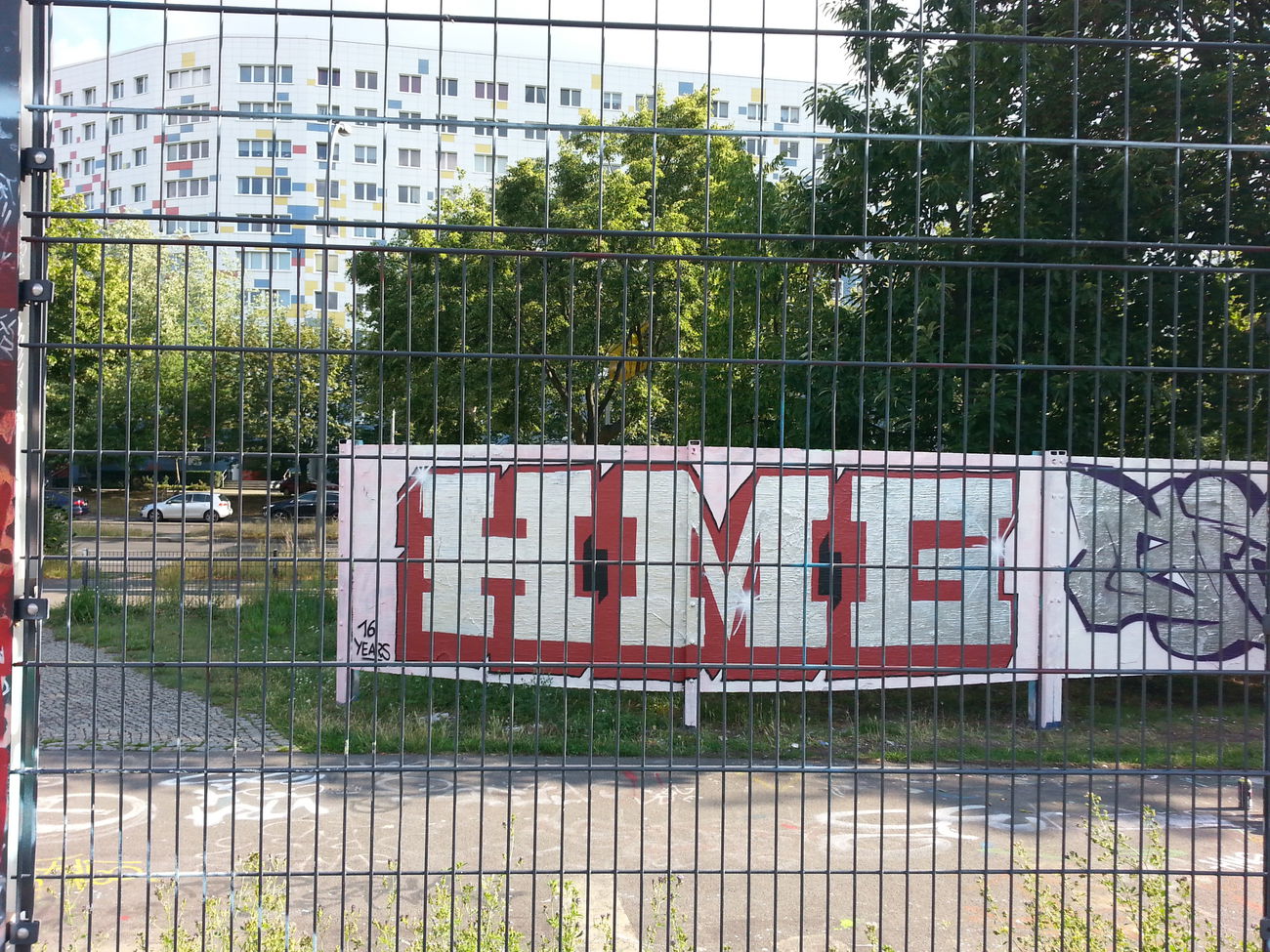 Graffiti Wall - Photo by N0NAME - HMG