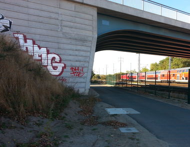 Graffiti Bombing in Berlin - Photo by N0NAME - HMG