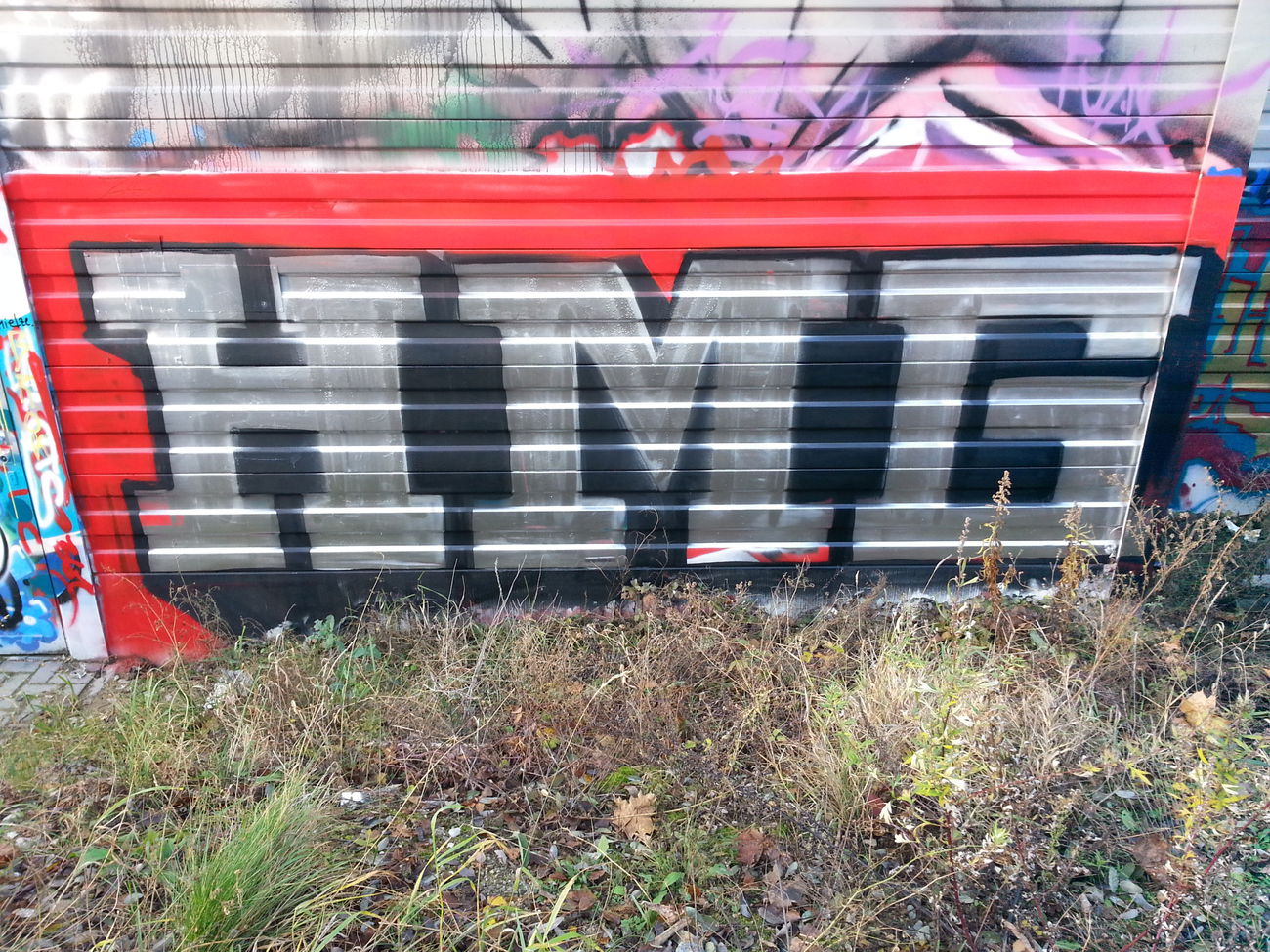 Graffiti Bombing in Berlin - Photo by N0NAME - HMG