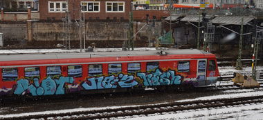 Graffiti Train - Photo by NAIS - RIOT, NAIS, NASH