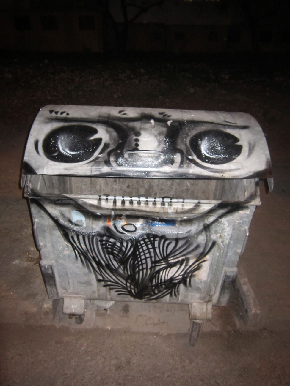 Graffiti Street Art in Stara zagora - Photo by NAVIT - Trash (2015)