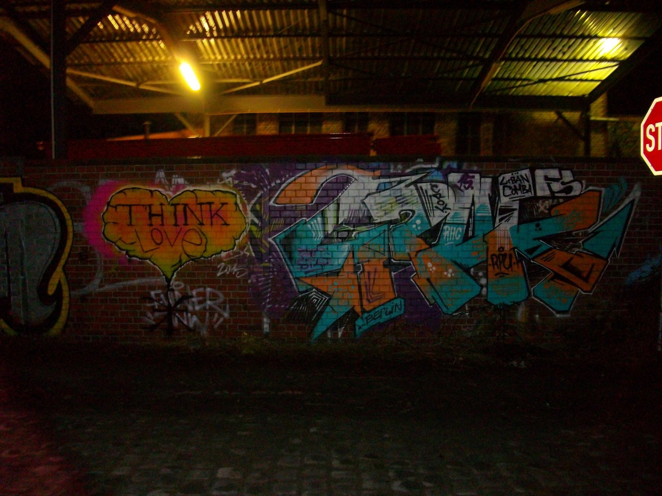 Graffiti in BERLIN - Photo by NAVIT (2015)