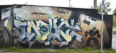 Graffiti Wall in Wait please... - Photo by NDUCT - INDUCT