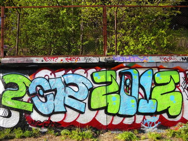 Graffiti Wall in Wait please... - Photo by NDUCT - 2012