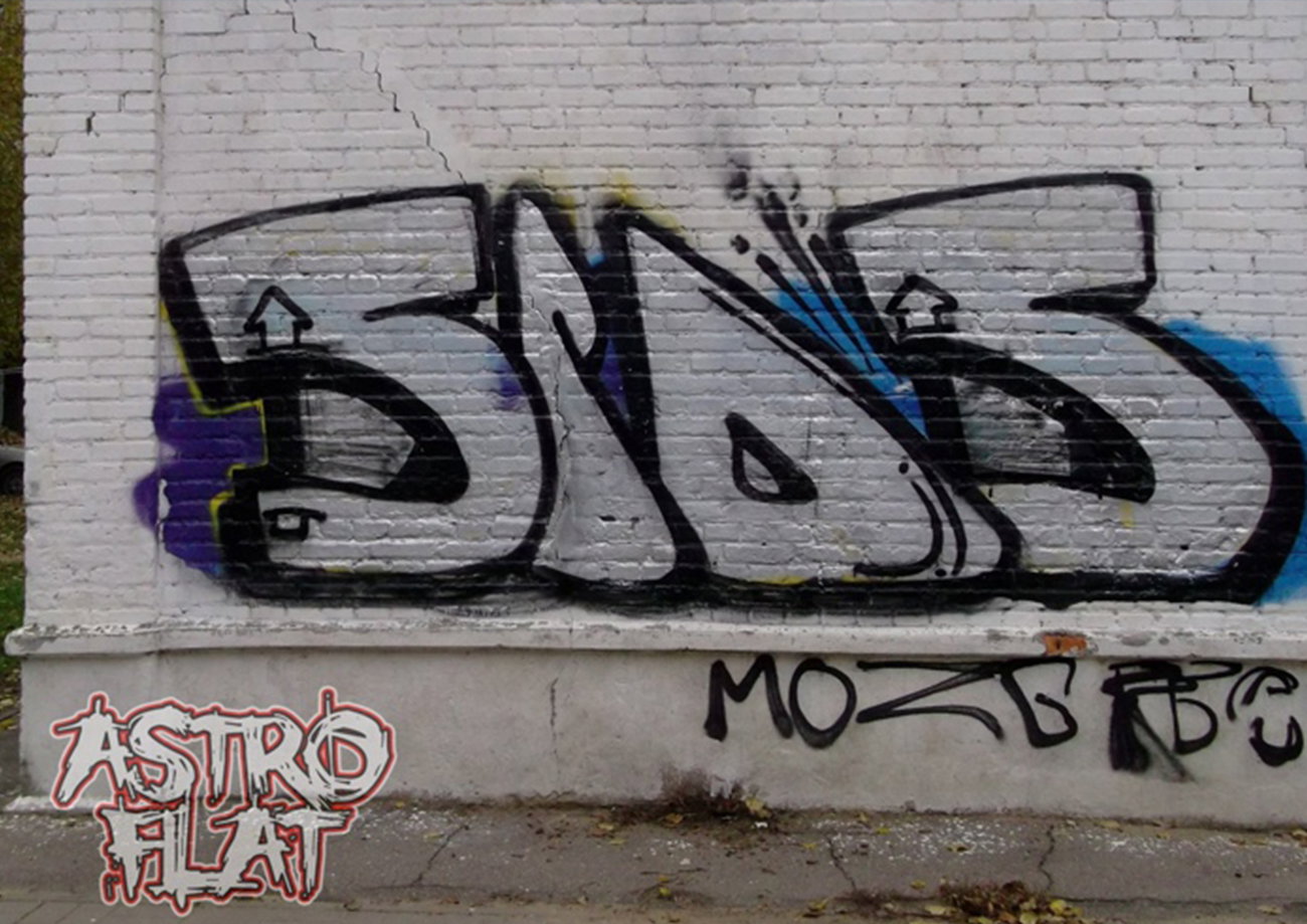 Graffiti Bombing in Minsk - Photo by NDUCT - 2012