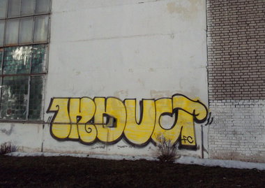 Graffiti Bombing in Minsk - Photo by NDUCT - induct
