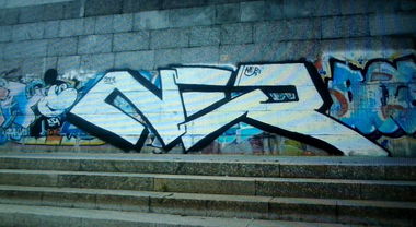Graffiti Bombing - Photo by NER - http://classicstyle67.tumblr.com/