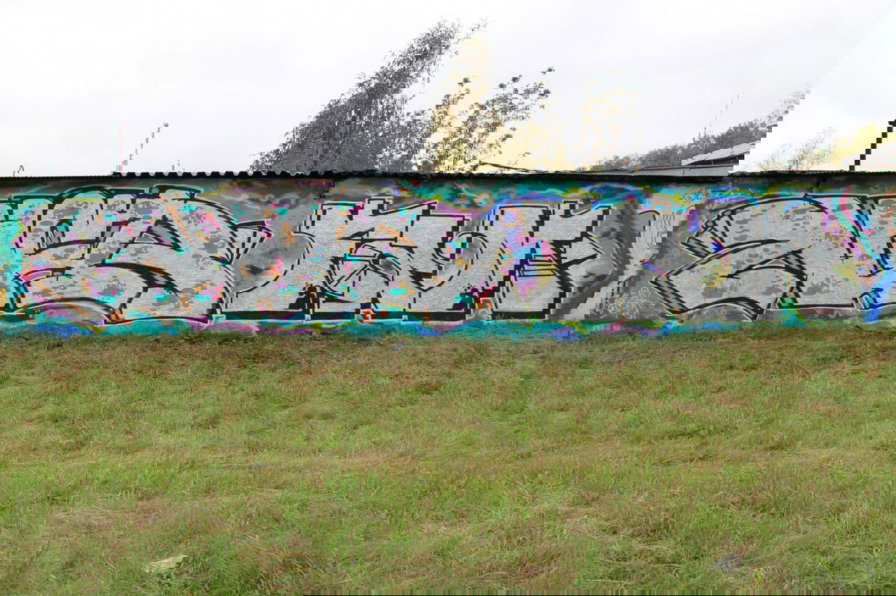 Graffiti Wall - Photo by NFRCRU - yo, FAM, ! (2013)