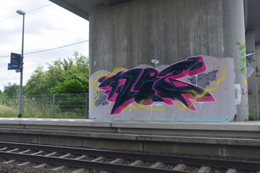 Graffiti Bombing in Trebbin - Photo by NOIIO3 - no2 (2017)