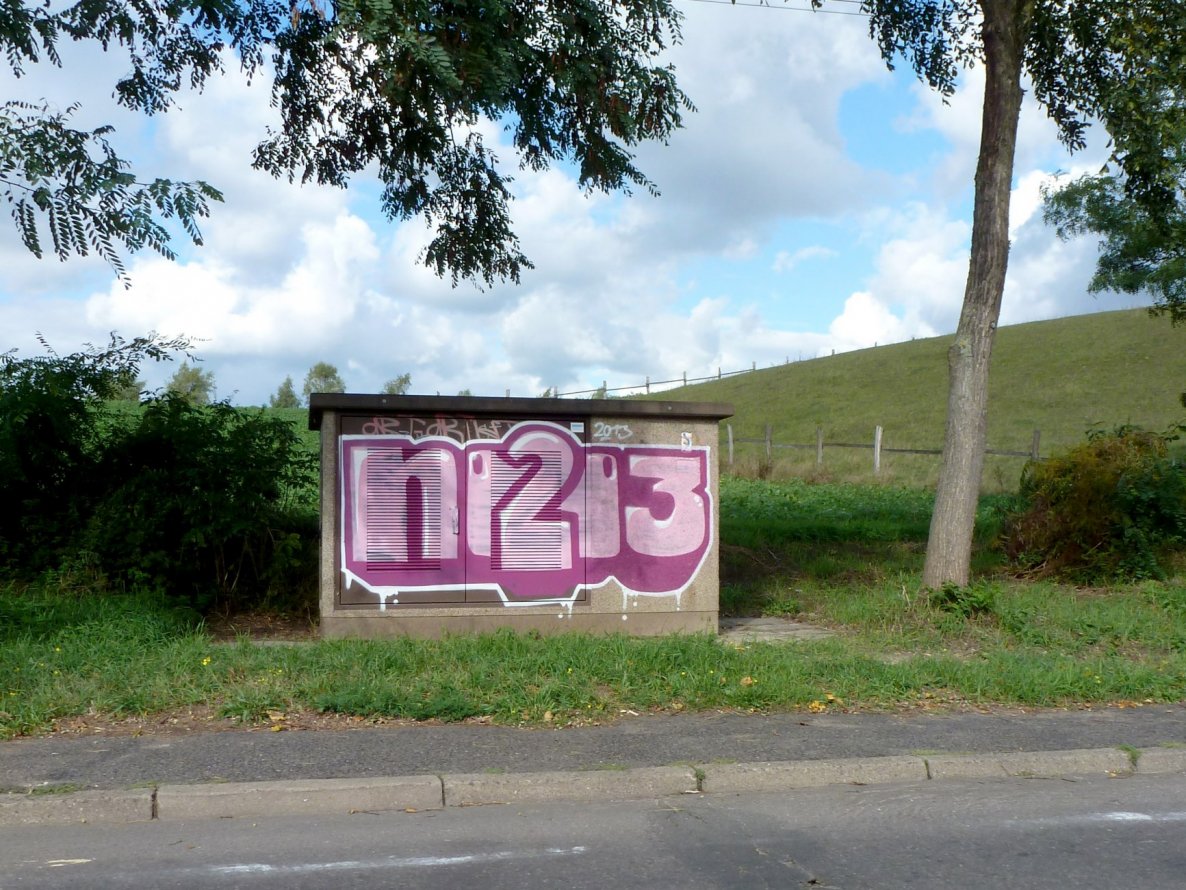 Graffiti Wall - Photo by NOIIO3 - no2, 203, no203 (2013)
