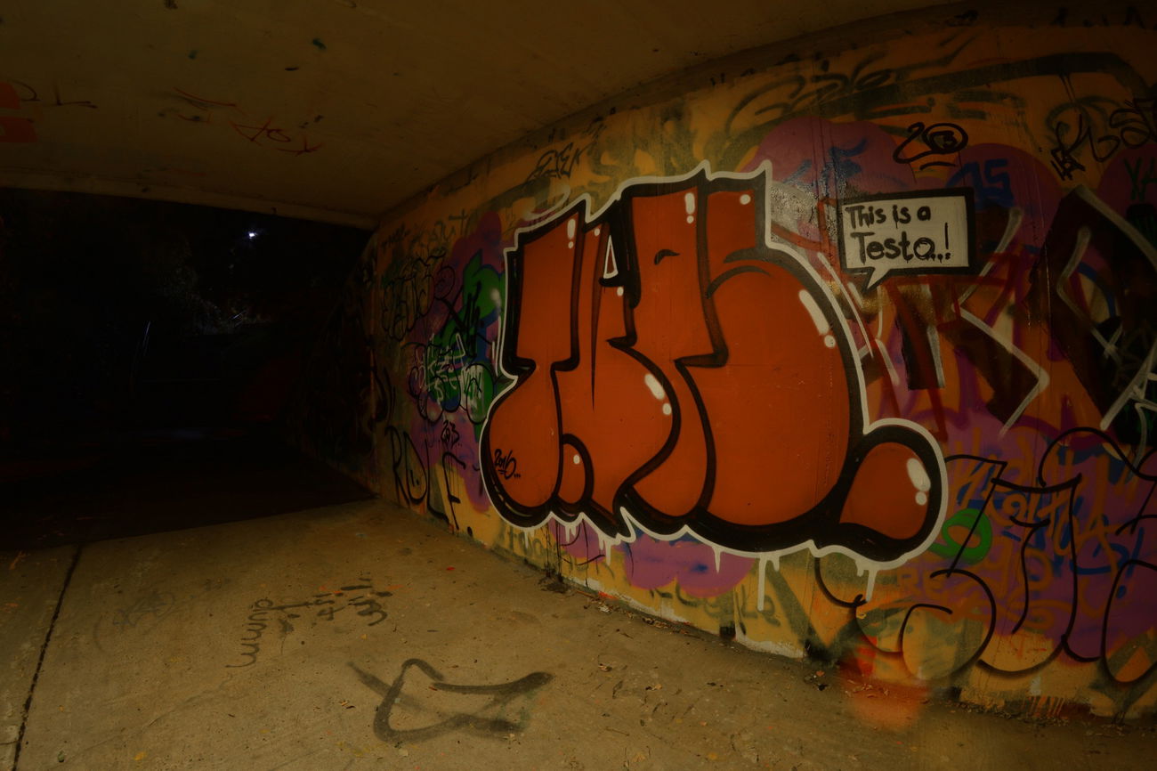 Graffiti Wall - Photo by NOIIO3 - tup, throwup, tups (2016)