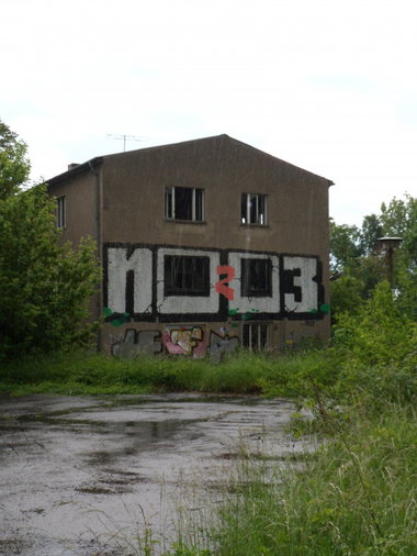 Graffiti Bombing in Frankfurt (Oder) - Photo by NOIIO3 - no203, no2, 203 (2012)
