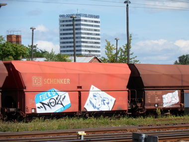 Graffiti Train in Frankfurt (Oder) - Photo by NOIIO3 - no2, 203, no203 (2012)