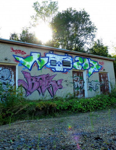 Graffiti Bombing in Frankfurt (Oder) - Photo by NOIIO3 - no203, no2, 203 (2012)