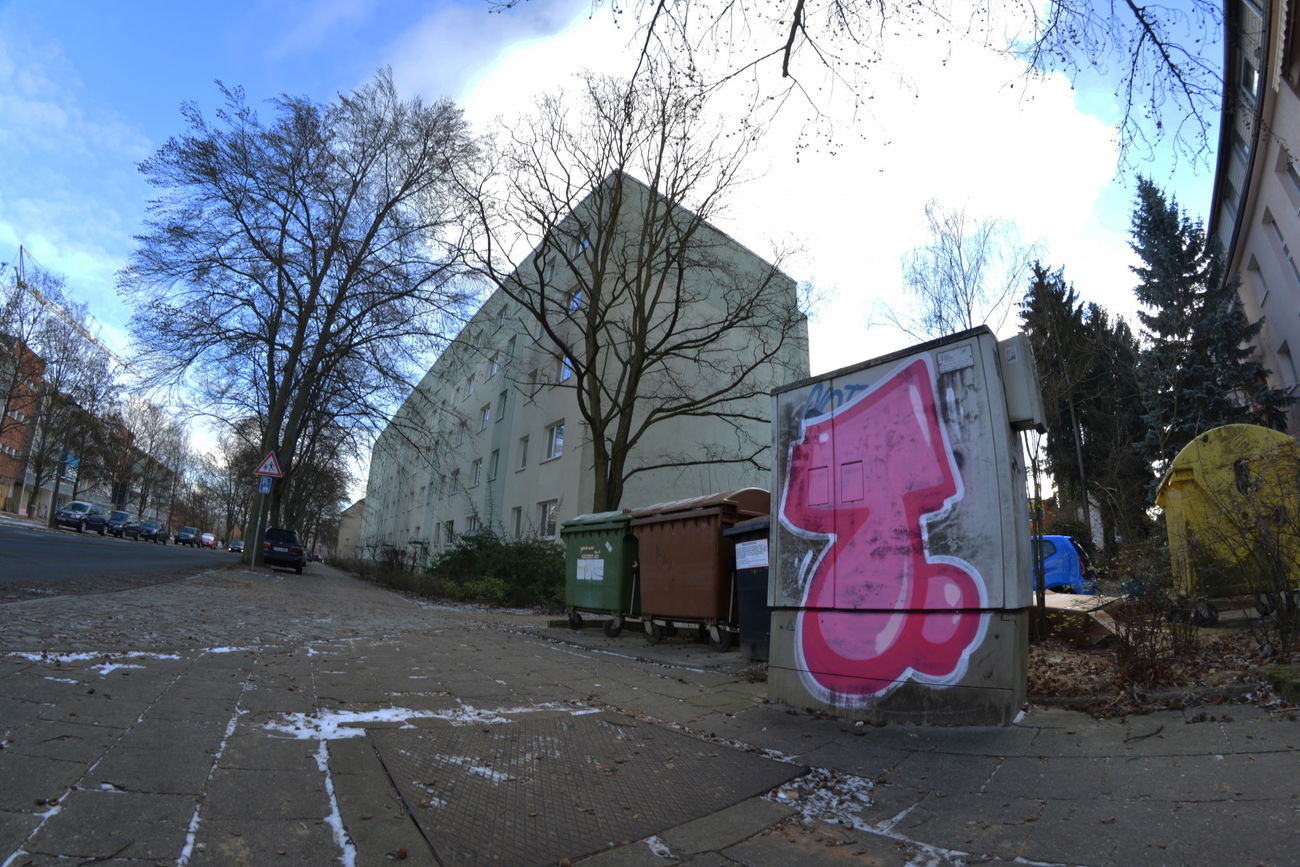 Graffiti Bombing - Photo by NOIIO3 - tups, throwup, thisisatup (2016)