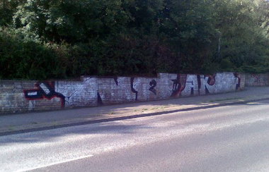 Graffiti Wall - Photo by NOIIO3 (2009)