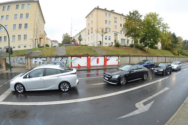 Graffiti Bombing - Photo by NOIIO3 - no2 (2016)