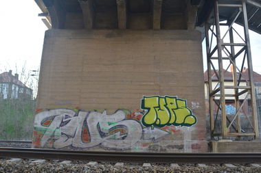 Graffiti in Frankfurt (Oder) - Photo by NOIIO3 - tups, thisisathrowup, throwup (2017)