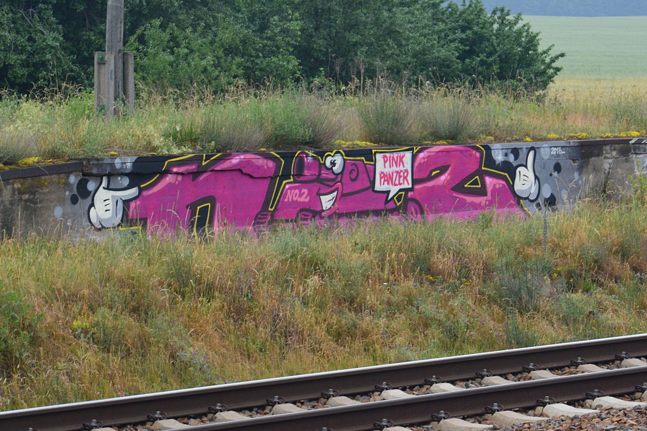 Graffiti Bombing - Photo by NOIIO3 - no2, number2, nr2 (2016)