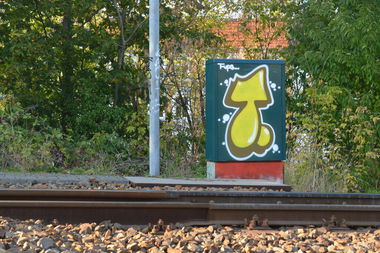 Graffiti Bombing - Photo by NOIIO3 - tups, tup, t (2016)